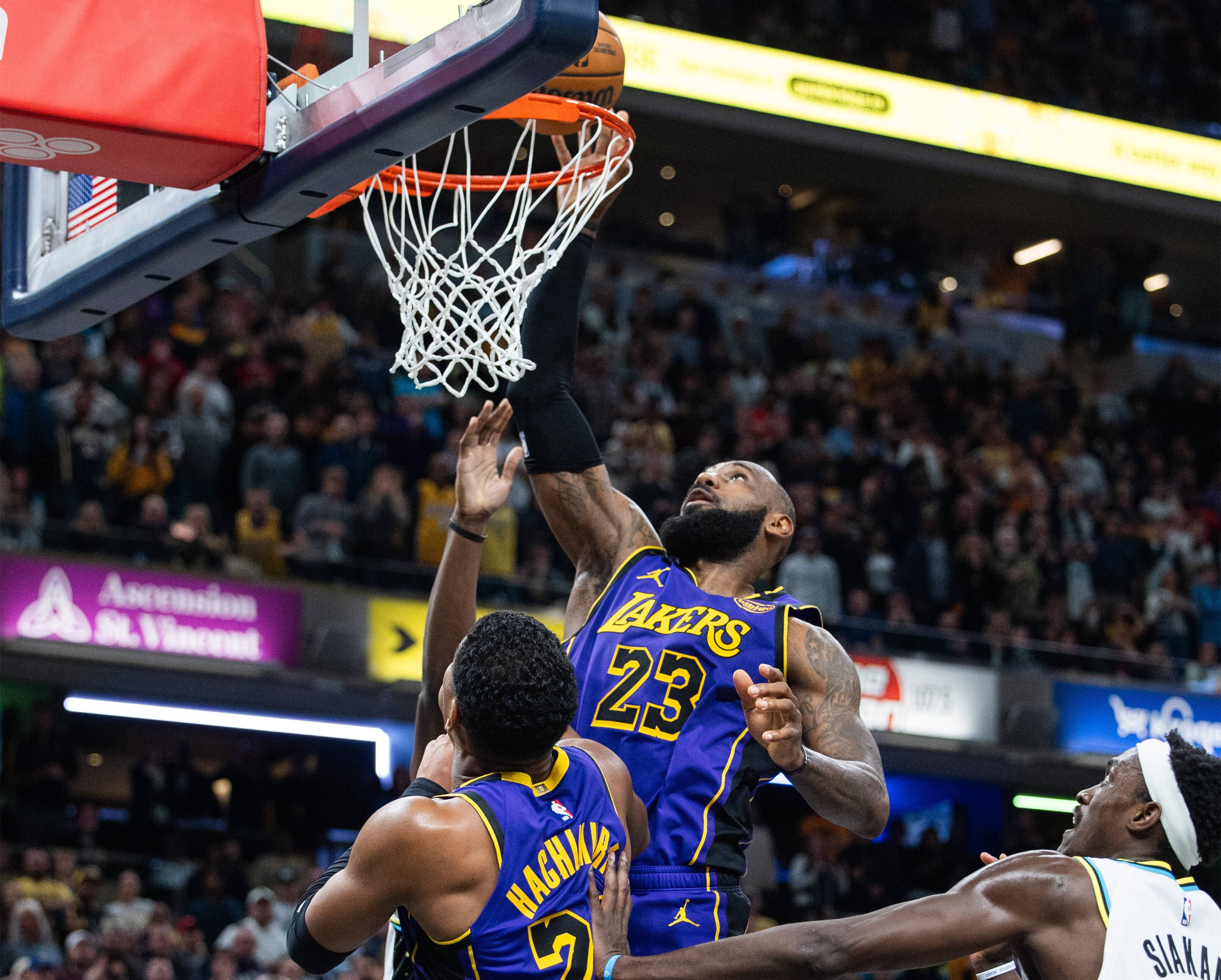 关于詹姆斯在美国队比赛中惊险取胜,回归赛场引发热议!的信息 关于詹姆斯在美国队比赛中惊险取胜,回归赛场引发热议!的信息