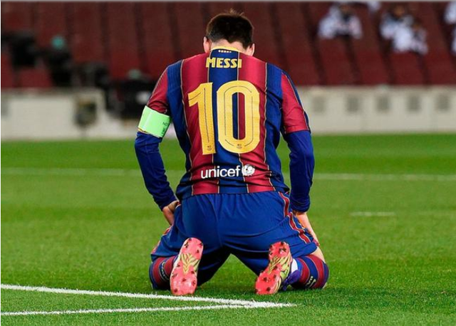 爱游戏体育TheShy关键节点败北，巴塞罗那带队取胜！(atp巴塞罗那 2021决赛)